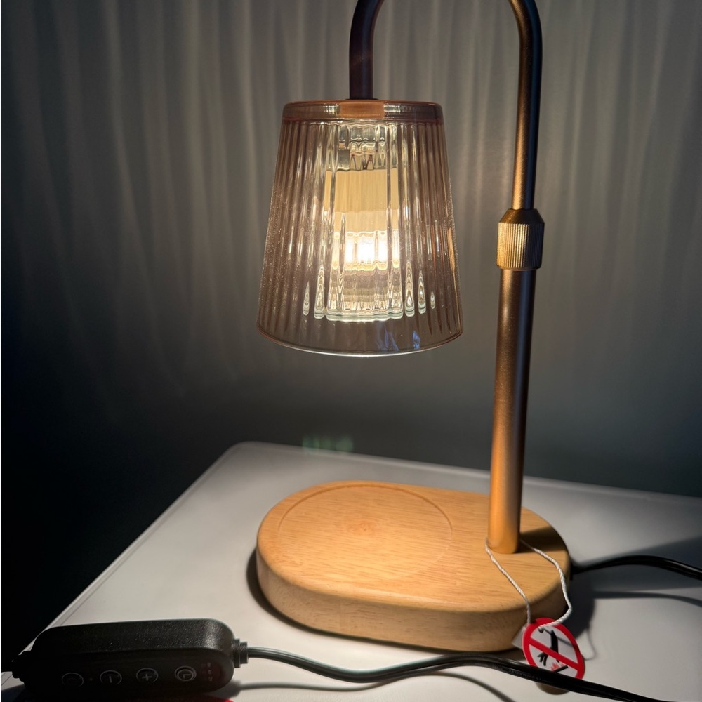 Candle warmer with settings